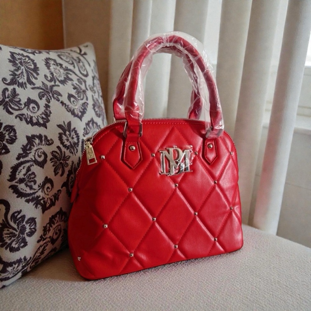 NWT Badgley Mischka Quilted Crossbody - Picture 3 of 5